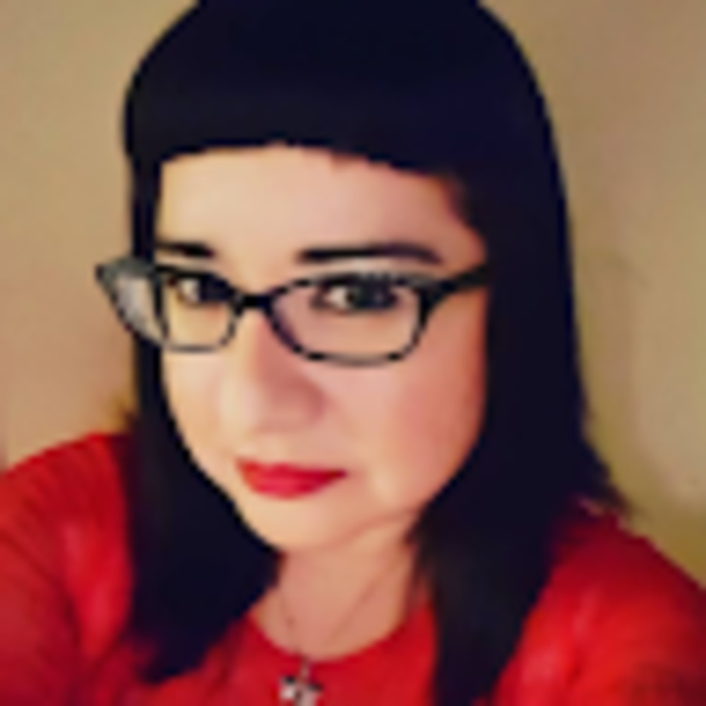 Meet your Posher, Carrie